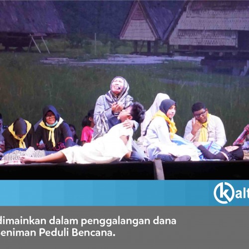 Panggung “Membaca Bencana”, Bersajak sambil Beramal