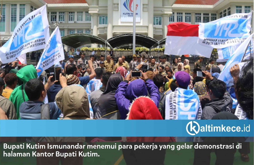 Ratusan Buruh Sawit Kutim Demo Tuntut Hak Normatif