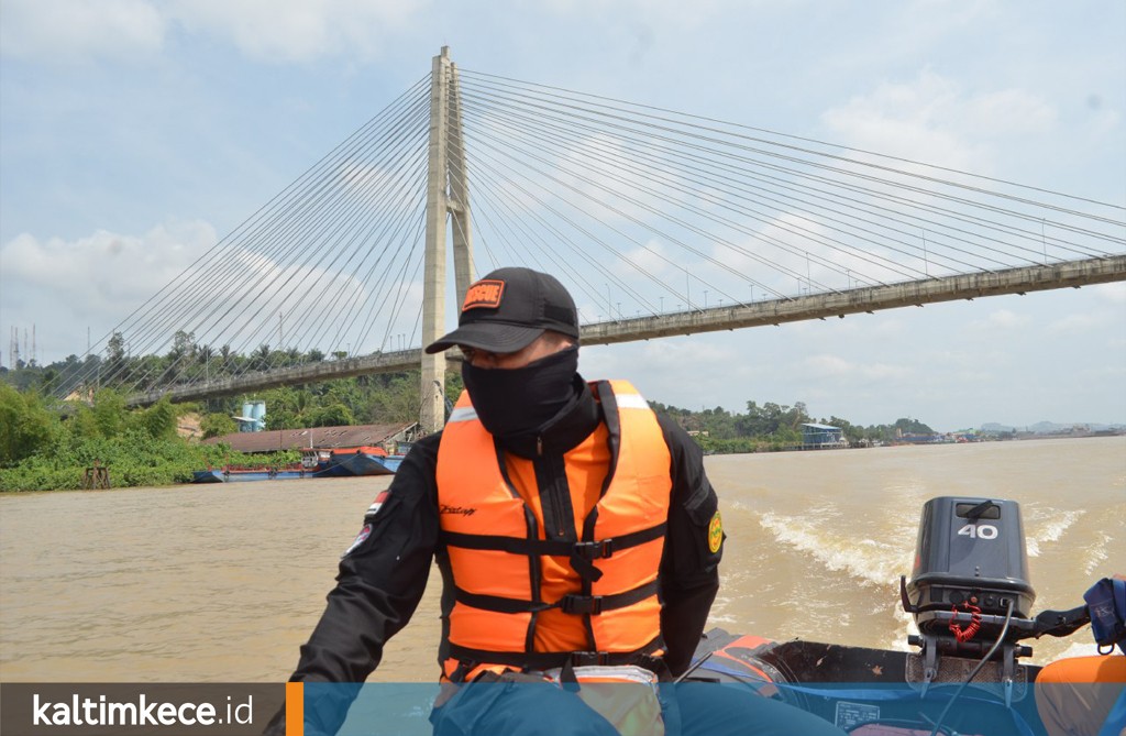 Kronologis Drama Putus Cinta Berujung Terjun dari Jembatan Mahkota II