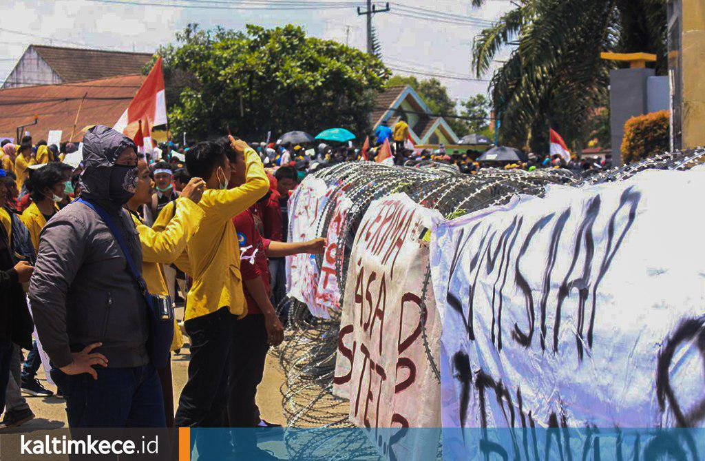 Demonstran Pengeroyok Polisi Diburu, Pelajar Ikut Unjuk Rasa Disanksi PR Menumpuk