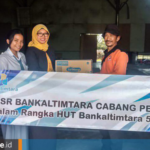 Bankaltimtara Cabang Penajam Bantu Korban Kebakaran di Jenebora