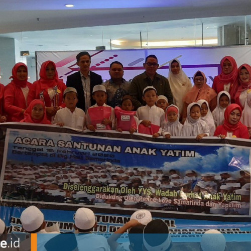 Air Mata Bahagia saat Peace and Love Indonesia Beri Bantuan Anak Yatim Samarinda