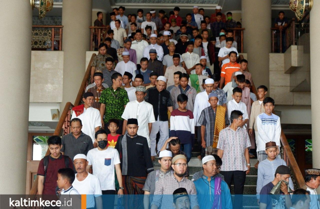 Jawaban Jamaah dan Pengurus Islamic Center yang Tetap Jumatan dalam Ancaman Covid-19