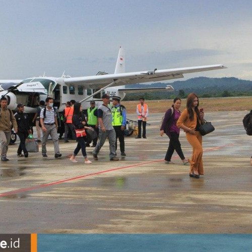 Pemprov Kaltim Pertebal Petugas Kesehatan di Bandara dan Pelabuhan pada Periode Mudik