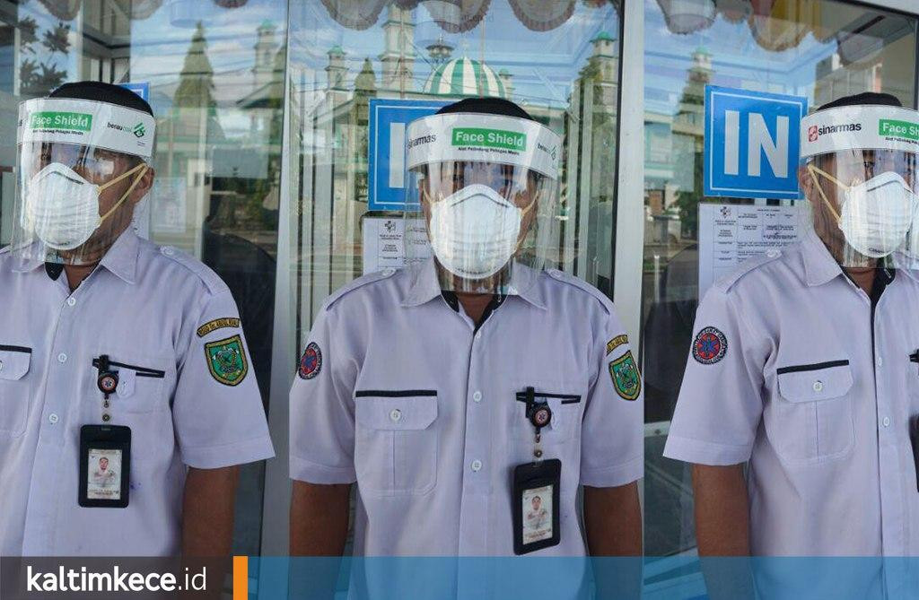 Face Shield Kreasi Anak Muda Berau Lawan Covid-19, Dukungan PPM BC untuk Petugas Medis