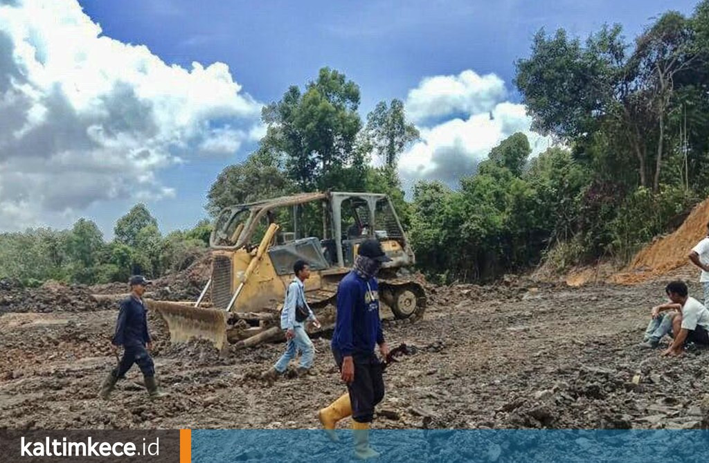 Gali Perkara di Tengah Corona, Warga yang Bakar Alat Berat Tak Bisa Serta-Merta Dihukum