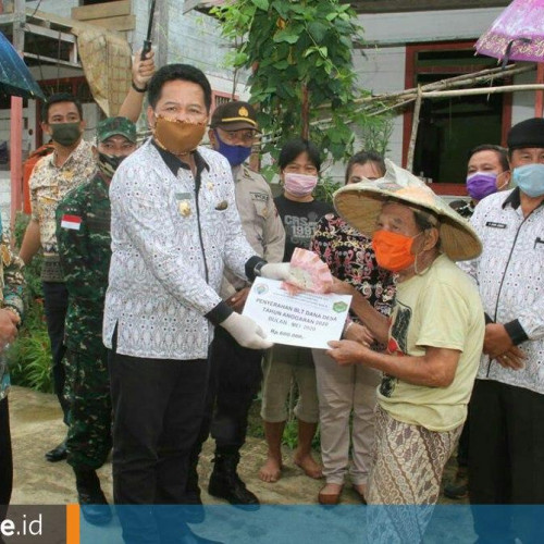 Pastikan BLT Covid-19 Tepat Sasaran, Bupati Instruksikan Camat Kawal Proses Penyaluran