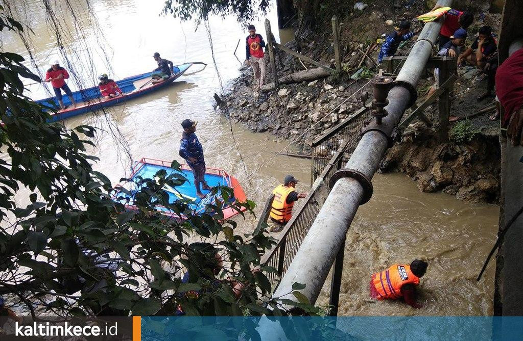 Balita 3 Tahun Menghilang Diduga Terseret Arus Deras Anak Sungai Belakang Rumah Neneknya