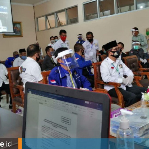 Kasmidi Bulang Positif Covid-19 Sekembali dari Jakarta, Mendaftar Pilkada di KPU Kutim via Daring
