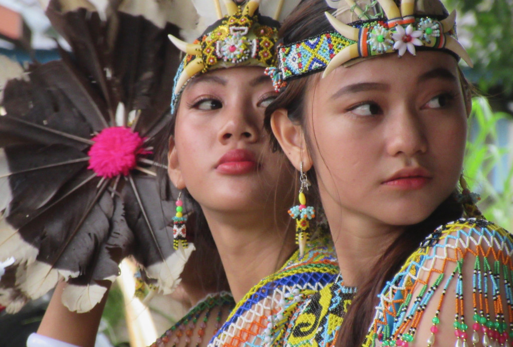 Potret Tarian dari Lima Kampung di Mahakam Ulu, Bagaimana Kaum Muda Melestarikan Budaya