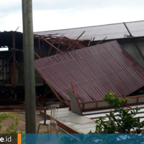 Angin Puting Beliung Hancurkan Puluhan Rumah di Sangatta Utara, Warga Minta Bantuan Tenda