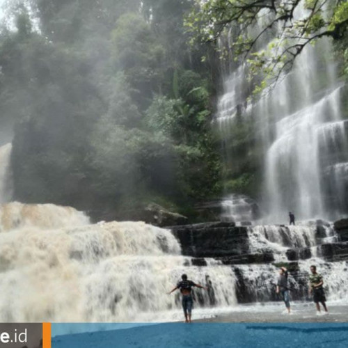 Betapa Indah Air Terjun Kosan Tinggang di Mahulu, Surga di Tengah Rimba Kalimantan yang Sukar Didatangi