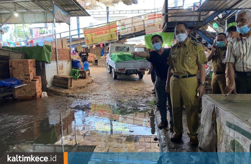 Beres-Beres Pasar Segiri Era Andi Harun-Rusmadi, Kerahkan Hantu Banyu Normalisasi Drainase