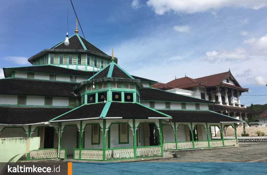 Sejarah Masjid Jami’ Adji Amir Hasanoeddin, Dibangun Gotong Royong, Didirikan Tanpa Paku