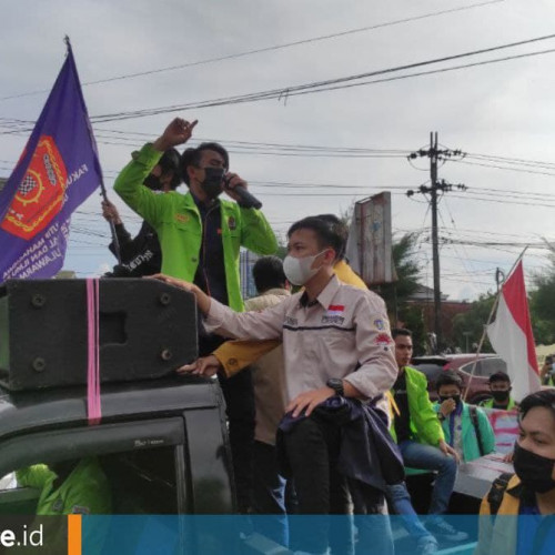 Hari Buruh Internasional di Kaltim, Mahasiswa Turun ke Jalan, Serikat Buruh Bagikan Sembako