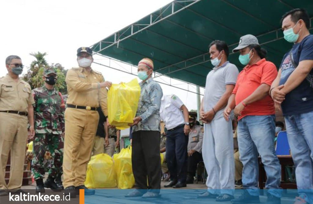 Pemkab Mahulu Salurkan Santunan Rp 25 Juta per KK Korban Kebakaran di Ujoh Bilang