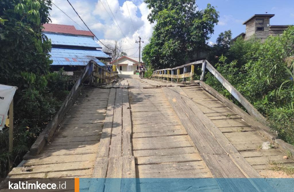 Lebih Satu Dekade Rusak, Kondisi Jalan dan Jembatan Sungai Payang Kian Meresahkan