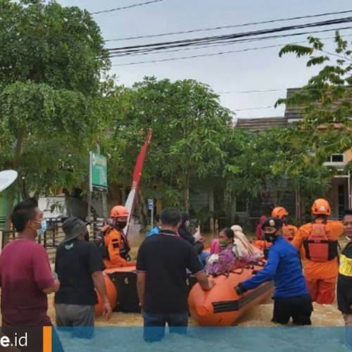 Bertubi-tubi Bencana Hantam Balikpapan dalam Sembilan Jam, Kebakaran, Banjir, Longsor, dan Pohon Tumbang