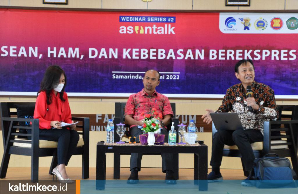 Belajar Mengkritik yang Tak Terjebak Perkara dari Diskusi Kemenkominfo dan FH Unmul