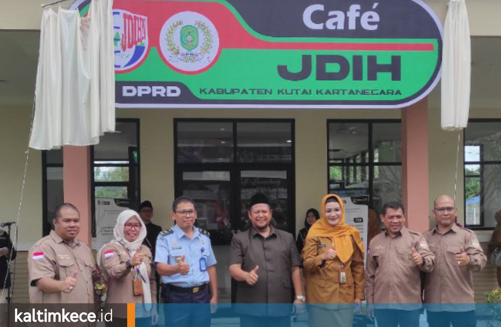 DPRD Kukar Resmikan Media Center dan Cafe JDIH